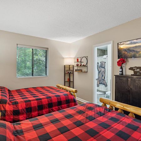 Obear Mountain Is A Newly Updated Condo In Chalet Village Of Gatlinburg! Exteriér fotografie