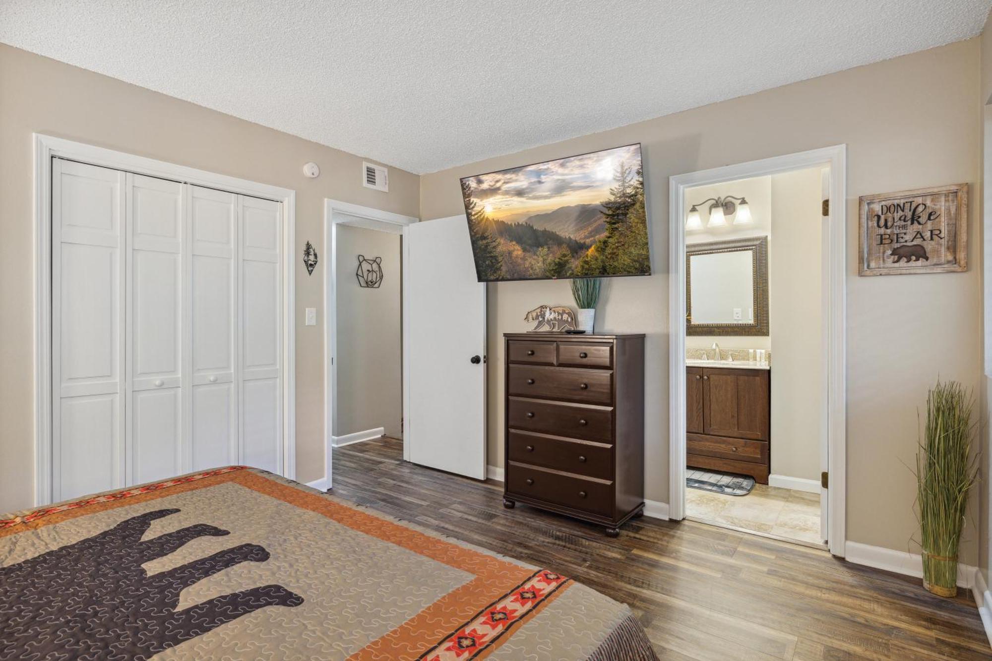 Obear Mountain Is A Newly Updated Condo In Chalet Village Of Gatlinburg! Exteriér fotografie