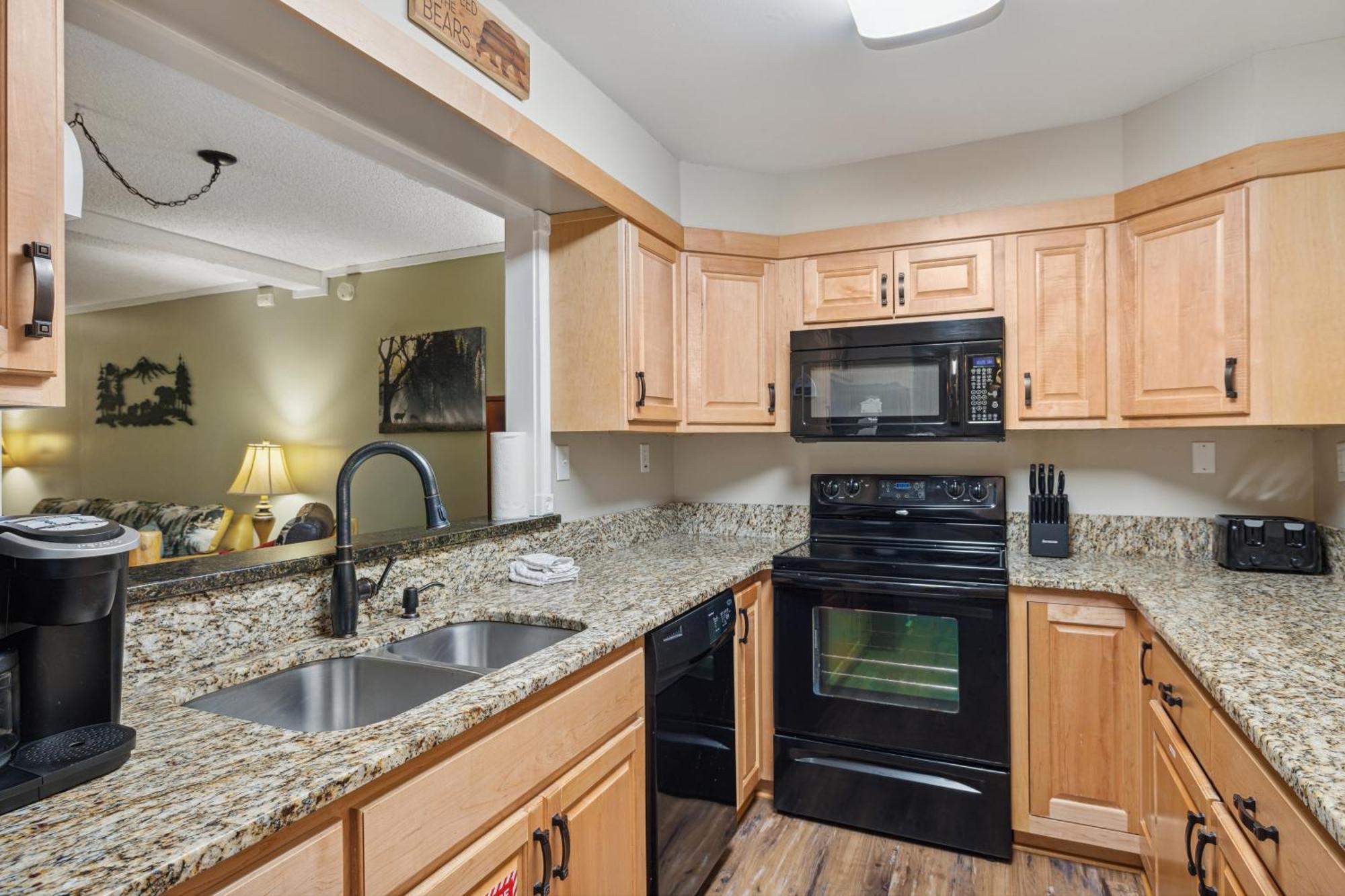 Obear Mountain Is A Newly Updated Condo In Chalet Village Of Gatlinburg! Exteriér fotografie