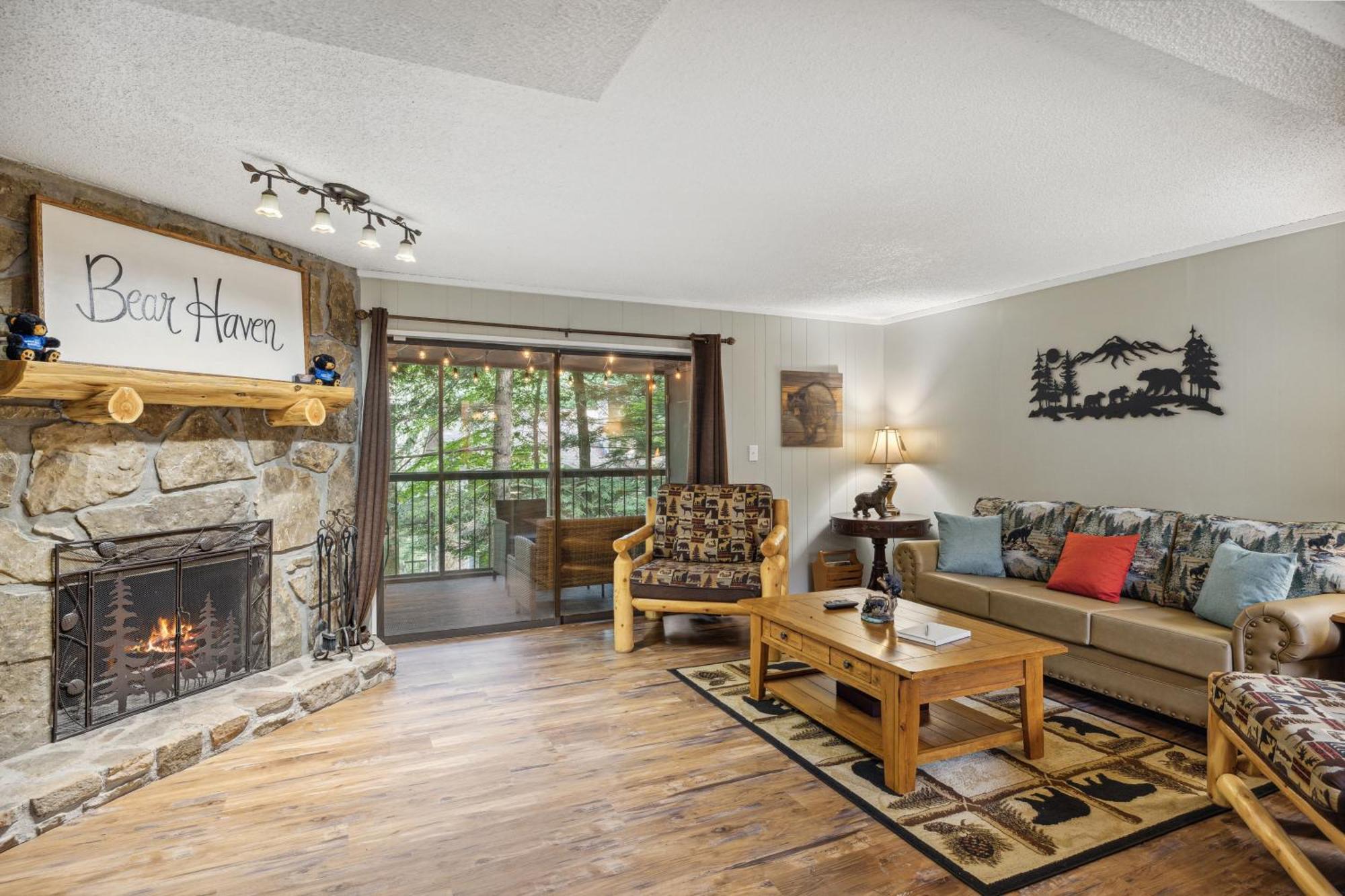 Obear Mountain Is A Newly Updated Condo In Chalet Village Of Gatlinburg! Exteriér fotografie